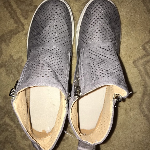 Never Worn Raised Heel Zip Up High Top Sneakers - Picture 4 of 6